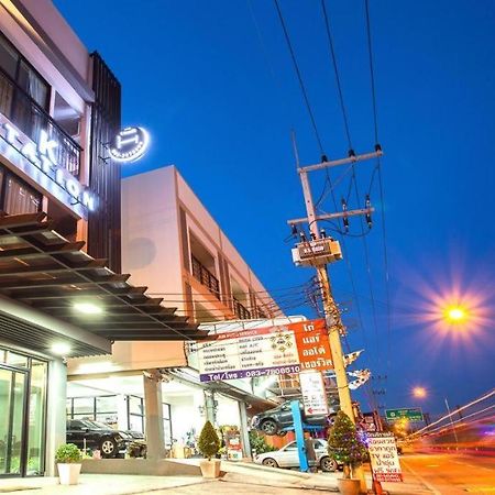 K Station Pattaya Hotel Eksteriør billede